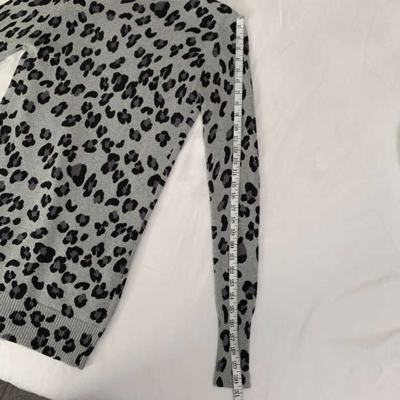 Victoria’s Secret PINK Leopard Cardigan - Picture 8 of 8